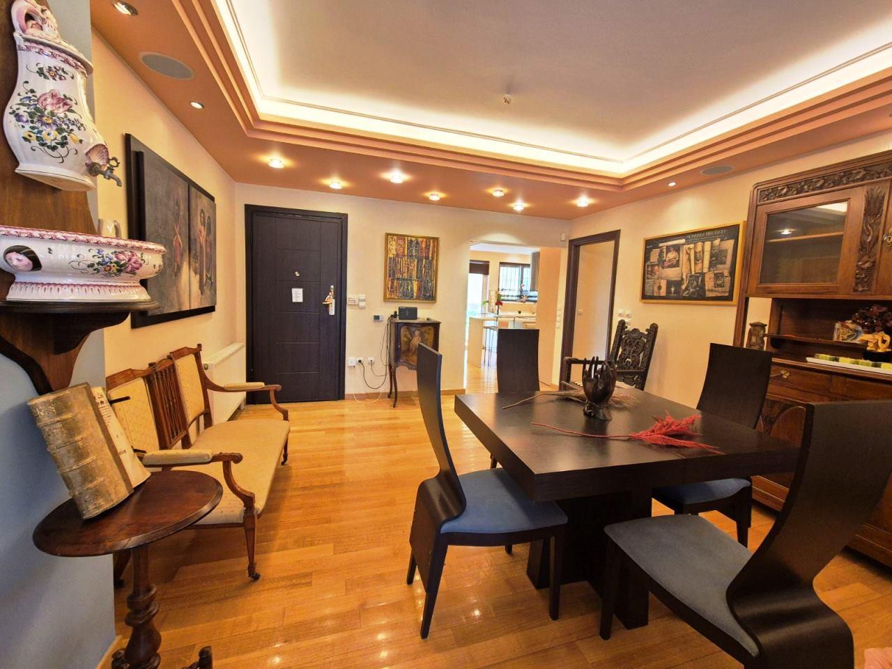 Apartment Glyfada 