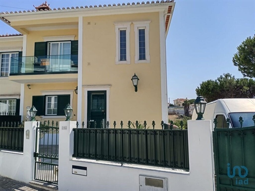 Traditional house with 3 Rooms in Lisboa with 139,00 m²