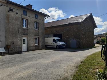 Village house, 3 bedrooms, outbuilding, with barn and garden. Separate gite possible