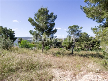 Plot with open views near golf for sale in Jávea