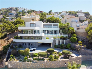 Luxury villa in modern style with sea views for sale in Altea, Alicante