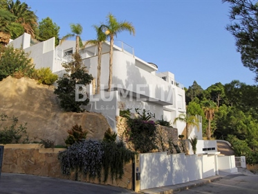 Newly renovated sea view villa for sale in Altea, Alicante