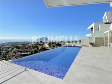 Villa de luxe avec vue panoramique sur la mer à vendre sur la côte de Benissa