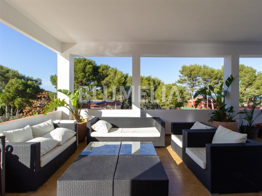 Villa à 500 mètres de la plage de Las Rotas à vendre à Dénia