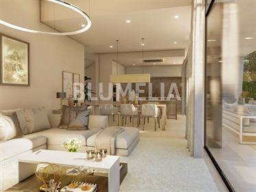 Moderne villa te koop op 1 km van het strand van La Fustera, Benissa