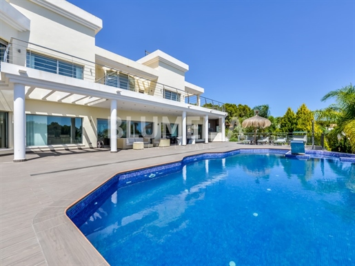 Villa de luxe avec spa privé à vendre à Benissa costa