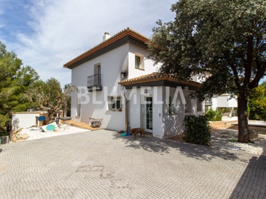 6 slaapkamer mediterrane villa met uitzicht op zee te koop in Denia
