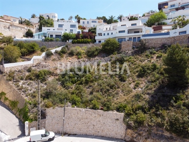 Plot of 835 m2 with unobstructed views for sale in Moraira