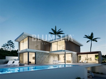 Moderna villa de lujo de obra nueva con vistas al mar en venta en Moraira