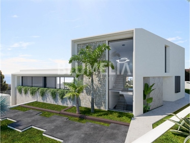 Moderne luxe villa met uitzicht op zee te koop in Moraira