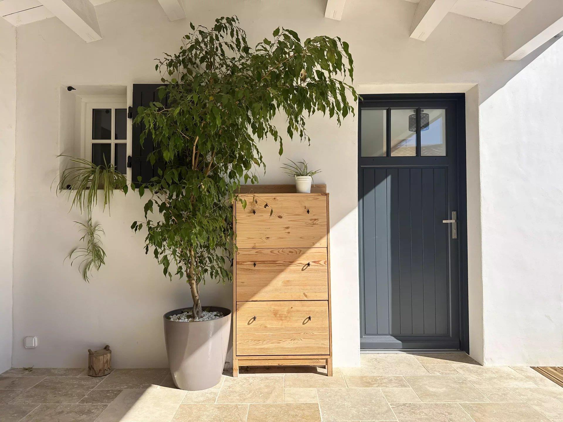 Maison rétaise de plain-pied à La Flotte