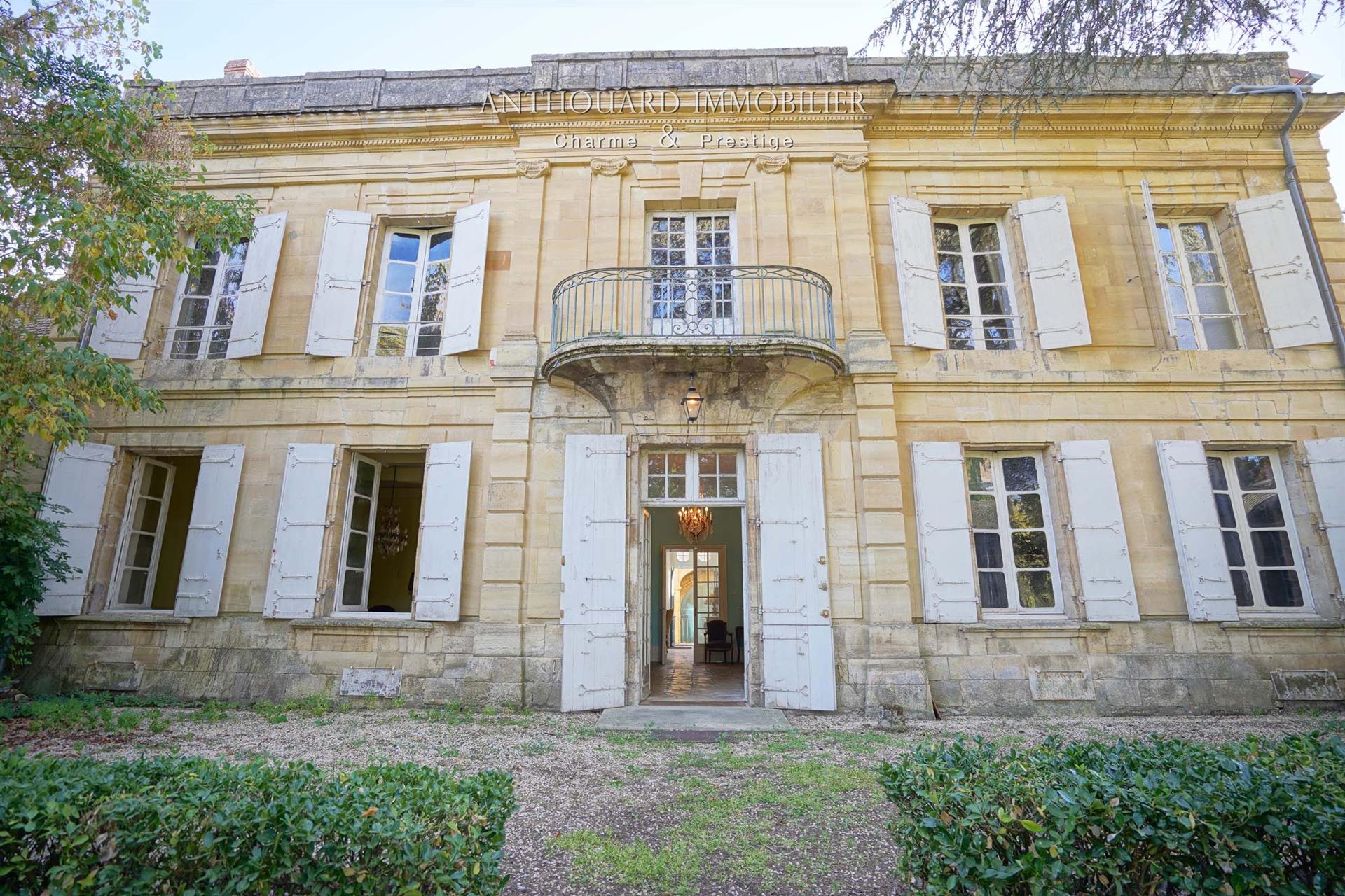 Exceptionnel Hôtel particulier du Xviii ème siècle