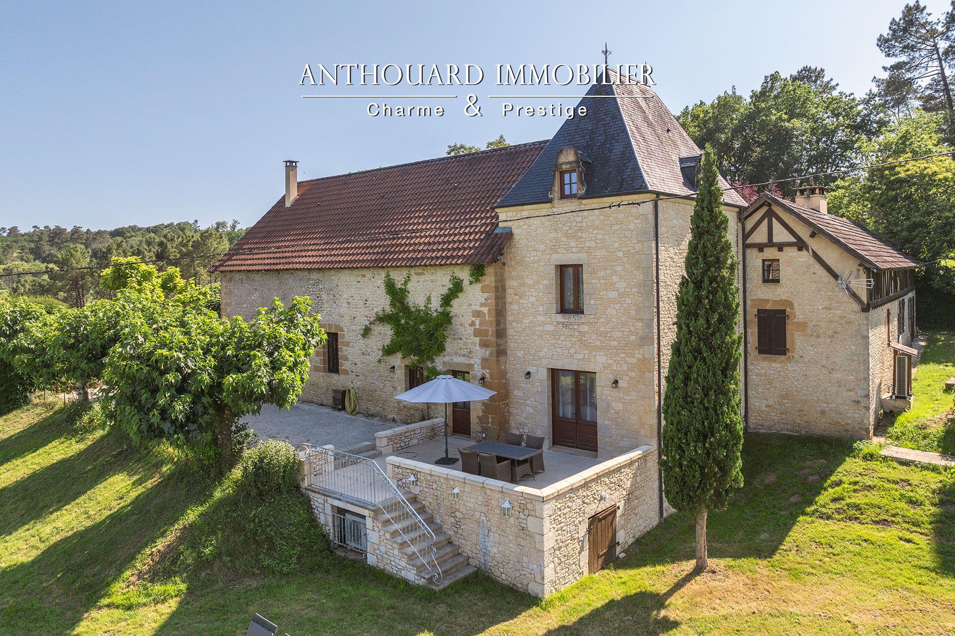Remarkable charming residence on 26ha