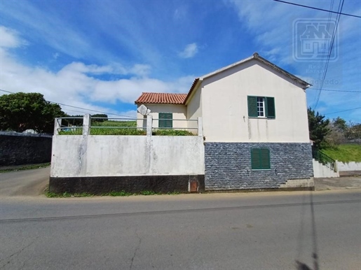 Verkoop van vrijstaand huis met 3 slaapkamers of Villa - Praia do Almoxarife, Horta, Faial Island