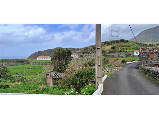 Haus-/Hausverkauf in Ruinen - Fajazinha, Lajes das Flores, Insel Flores, Azoren