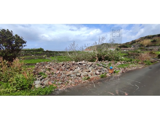 Haus-/Hausverkauf in Ruinen - Fajazinha, Lajes das Flores, Insel Flores, Azoren