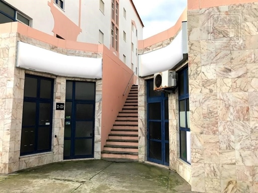 Sale of Commercial Area (former Gymnasium) with parking - São Pedro, Ponta Delgada, São Miguel Islan