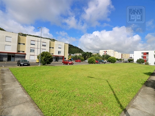 Vente De Lot pour la construction de bâtiments - Livramento, Ponta Delgada, Ile de São Miguel, Açore