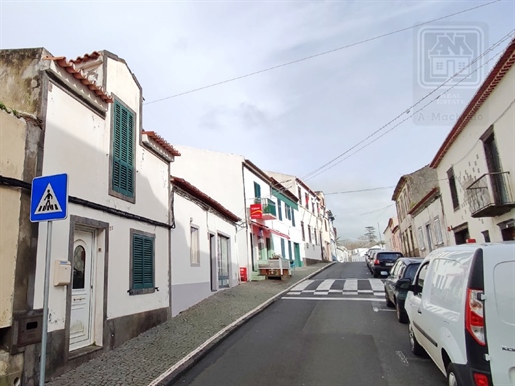 Sale of 2 Bedroom House Or Villa in Santa Cruz, city of Lagoa, São Miguel Island, Azores