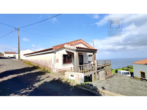 Venda de construção urbana com Vista Mar - Cedros, Santa Cruz das Flores, Ilha das Flores, Açores