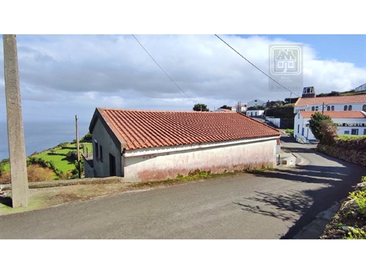 Venda de construção urbana com Vista Mar - Cedros, Santa Cruz das Flores, Ilha das Flores, Açores