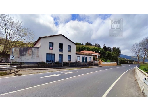 Maison À Vendre - Maison Individuelle - São Brás, Ribeira Grande, Île de São Miguel, Açores
