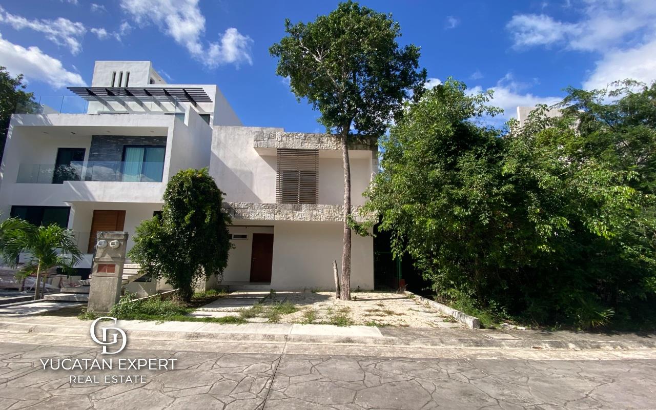 Jungle Home in Aldea Kiin – Secure, Peaceful & Perfect for Retirement