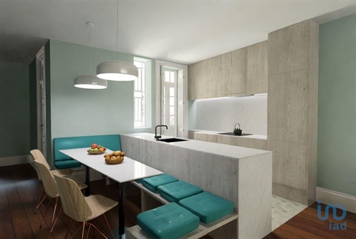 Appartement T3 à Porto de 153,00 m²