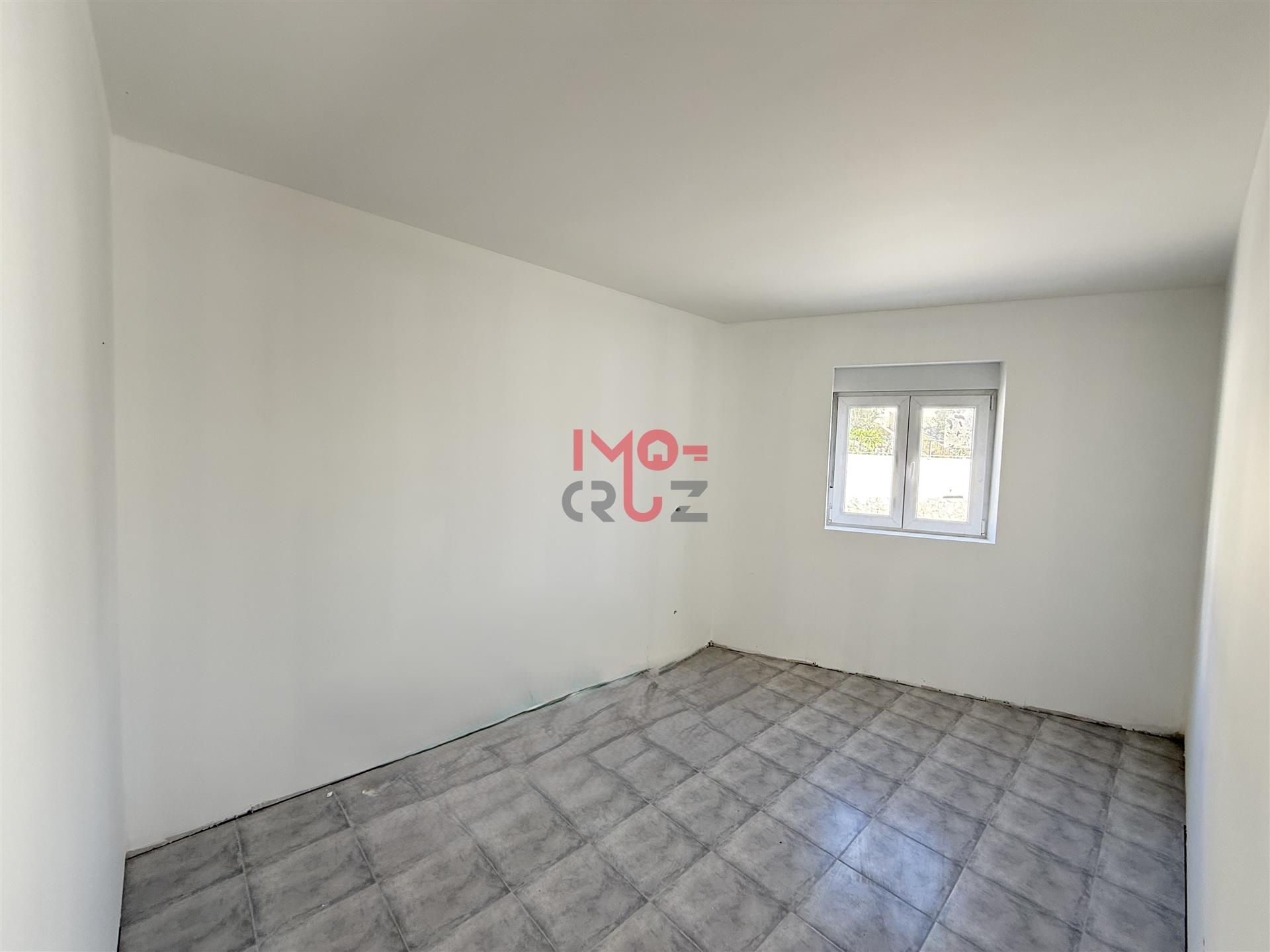 Detached house T2 Sell in Miragaia e Marteleira,Lourinhã