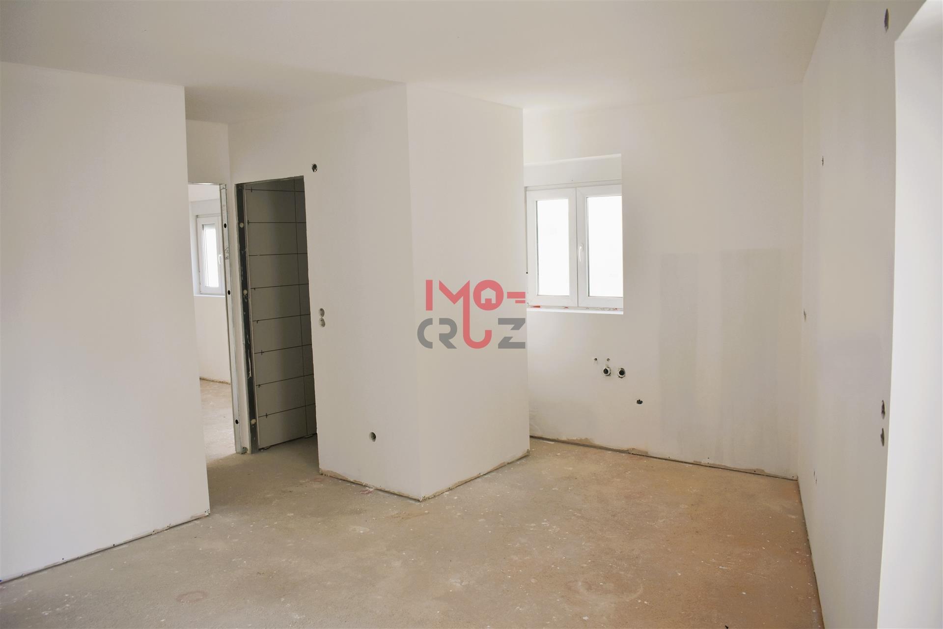 Detached house T2 Sell in Miragaia e Marteleira,Lourinhã