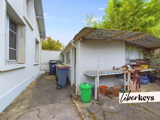 Maison à fort potentiel proche Sophie Barat à Châtenay-Malabry