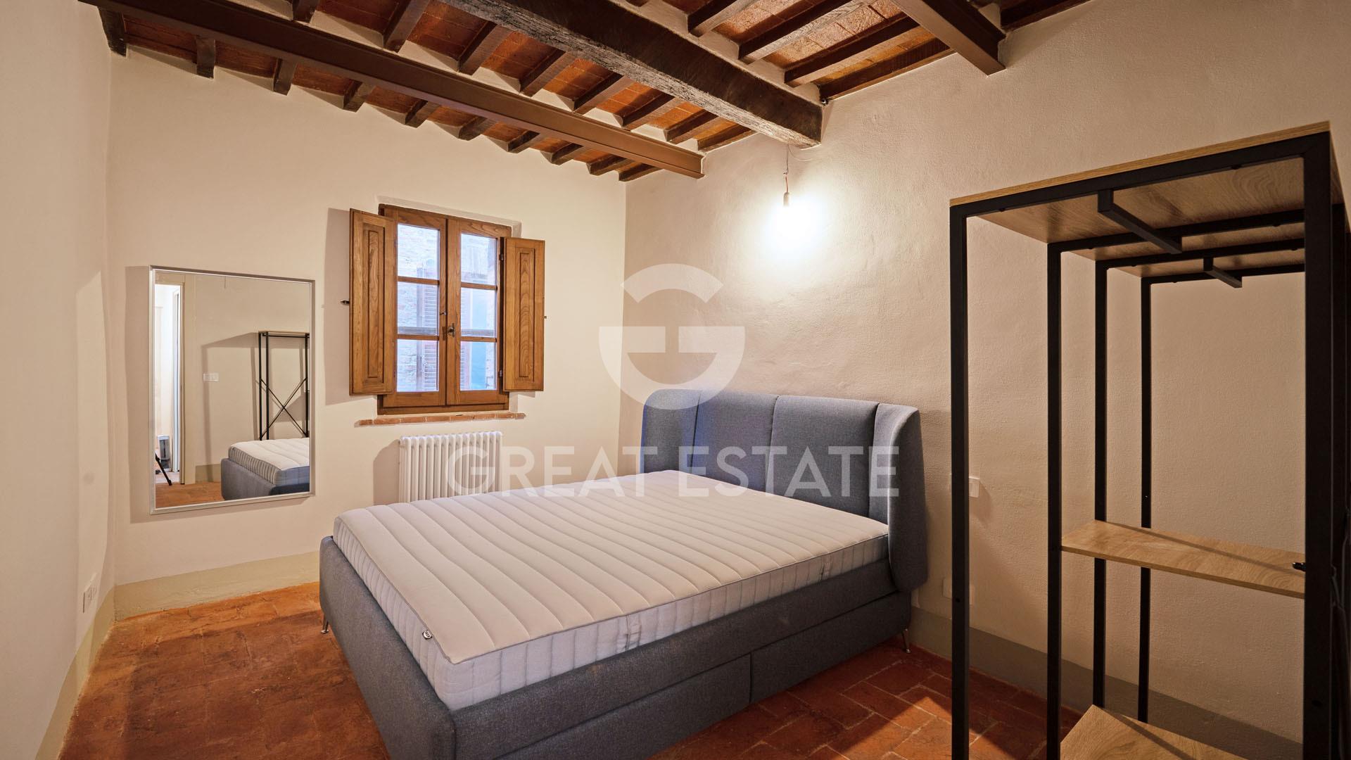 Purchase: Apartment (53049)