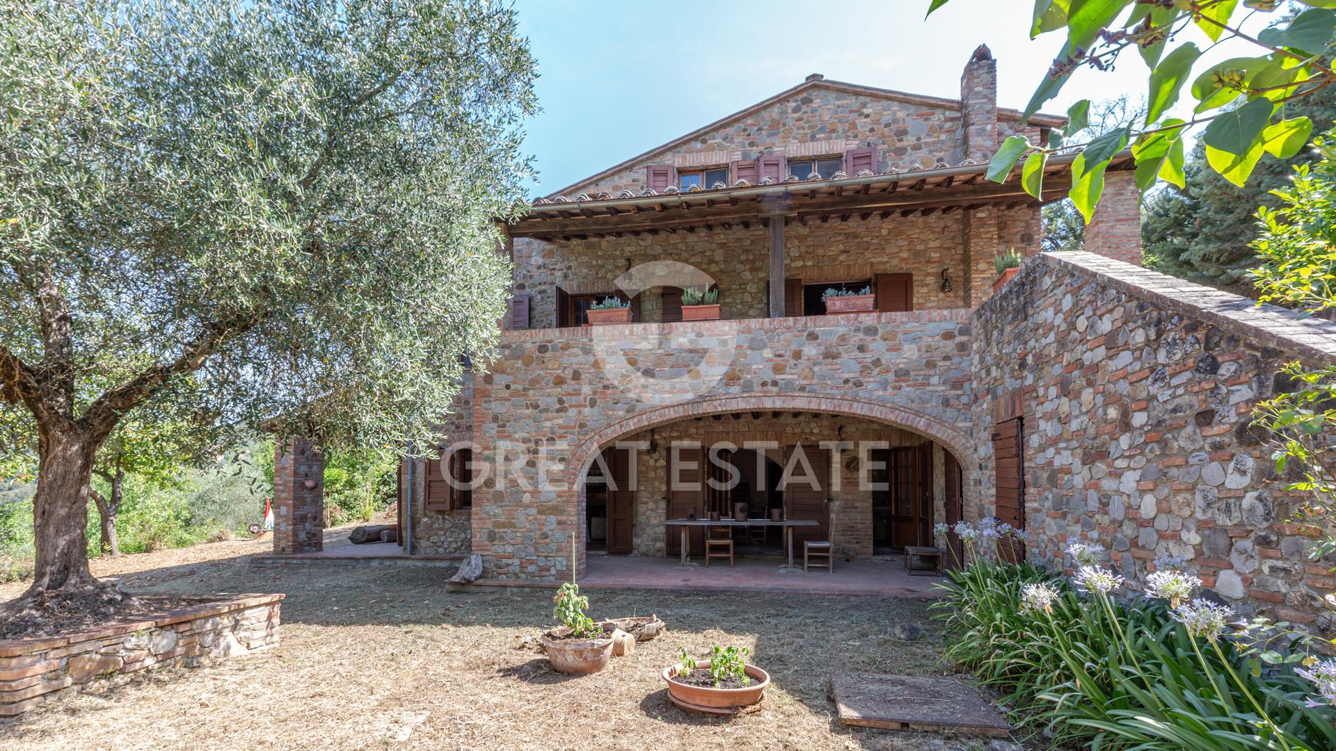 Purchase: House (06062)