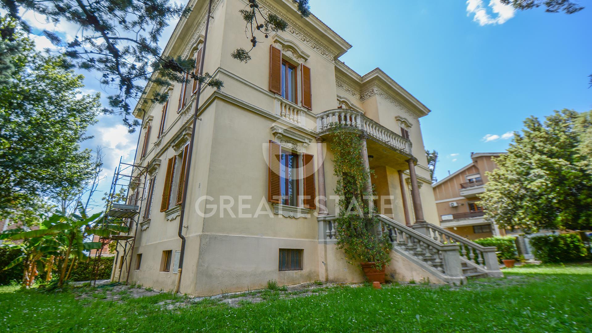 Purchase: House (05022)