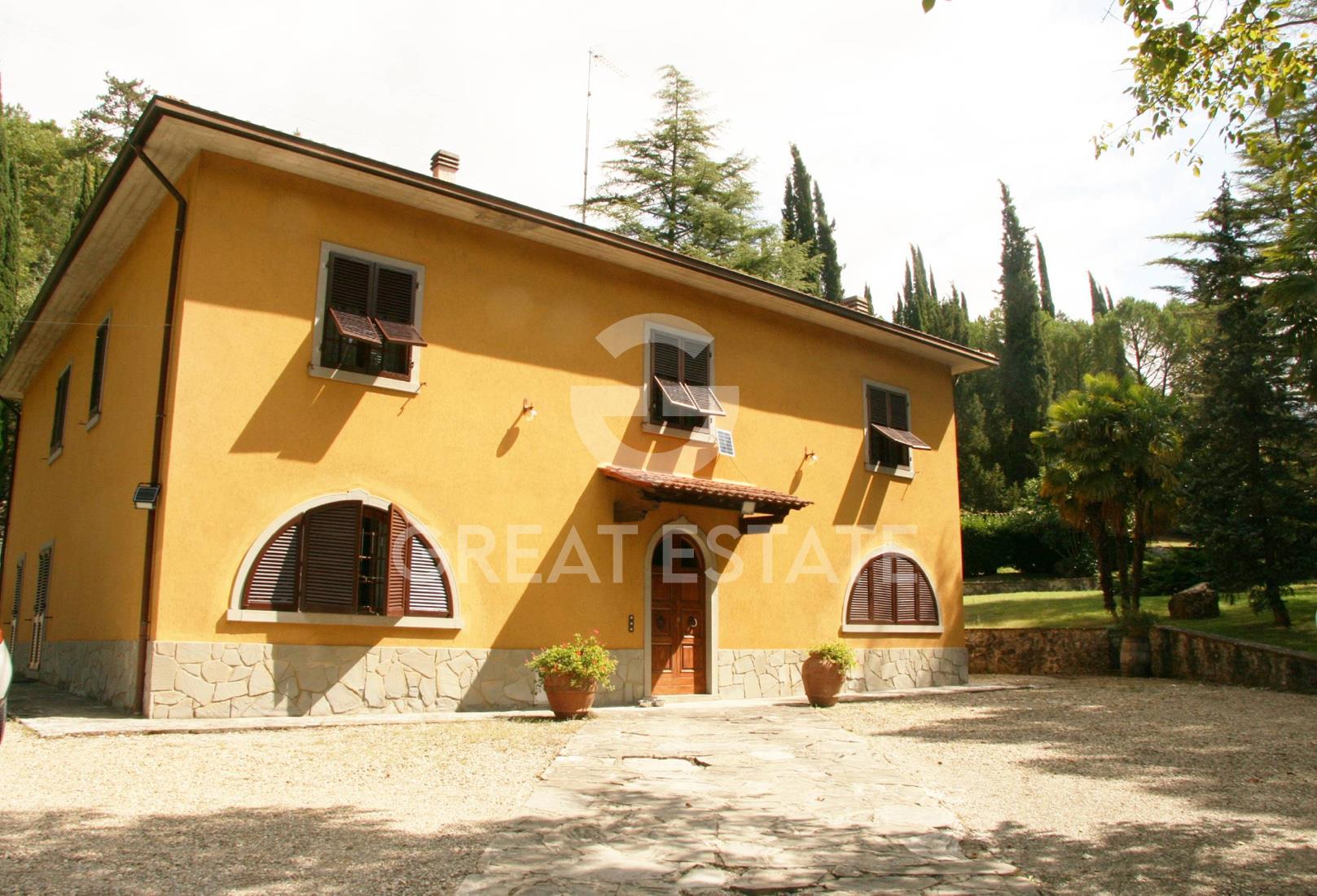 Purchase: House (52010)