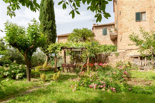 Le jardin d’été dans le Borgo