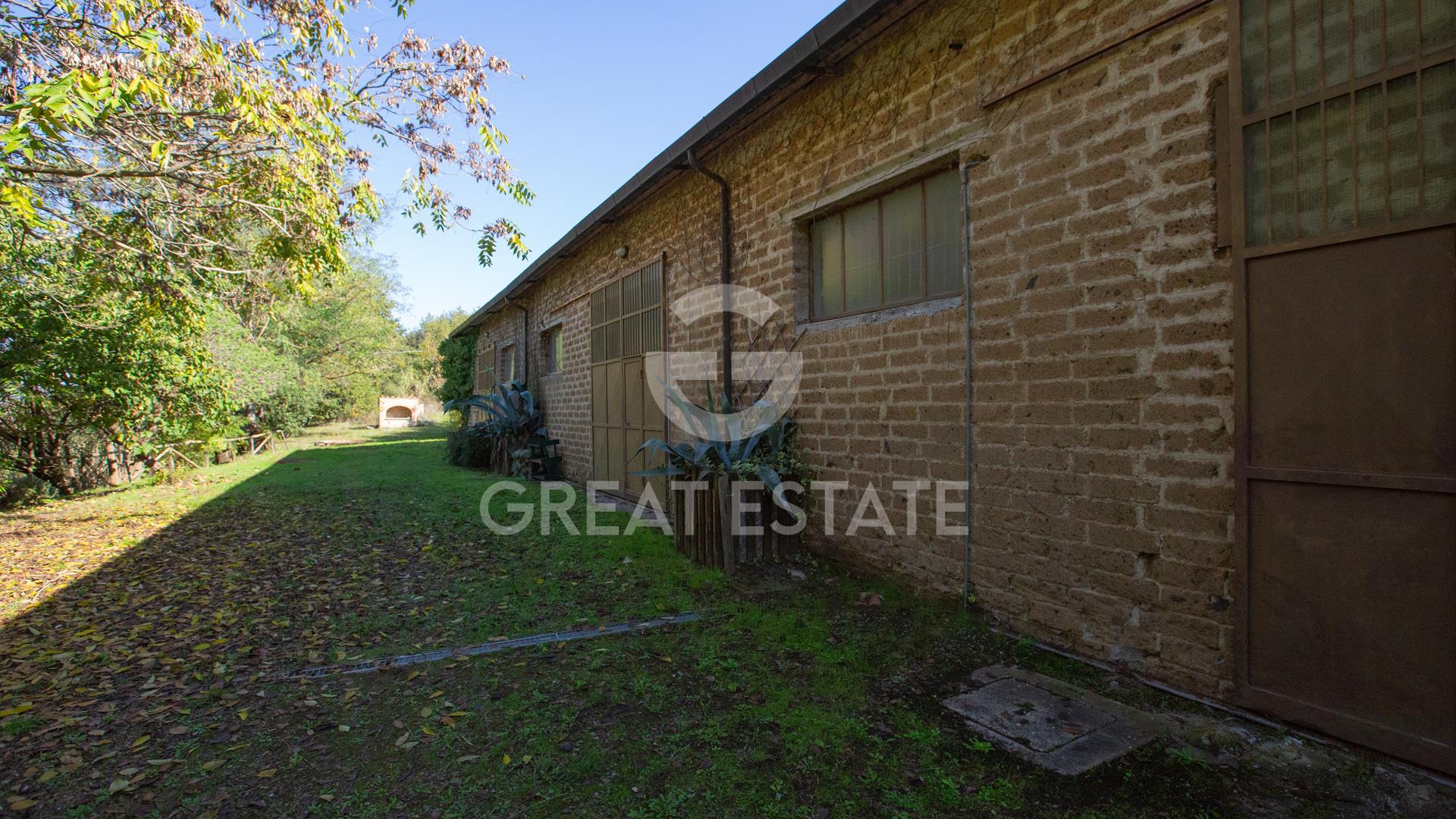 Purchase: House (53040)