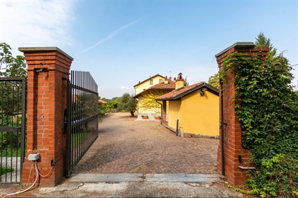 Villa individuelle de 600 m2 à Turin