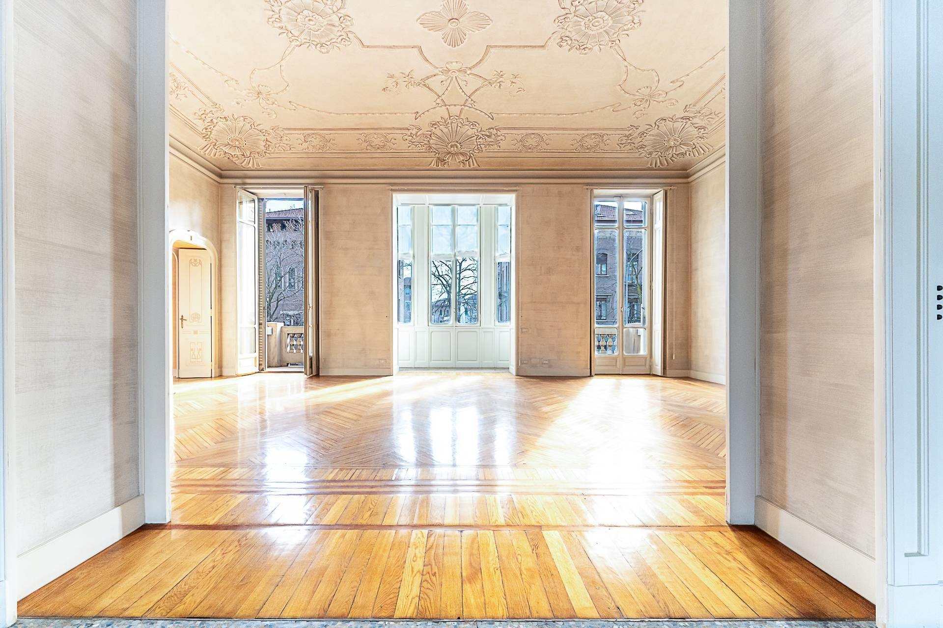 Apartment 407 m2 in Torino