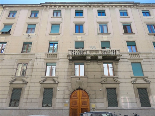 Apartment 102 m2 in Milano