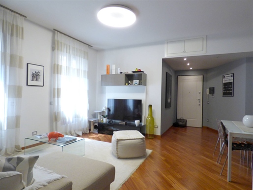 Apartment 100 m2 in Milano