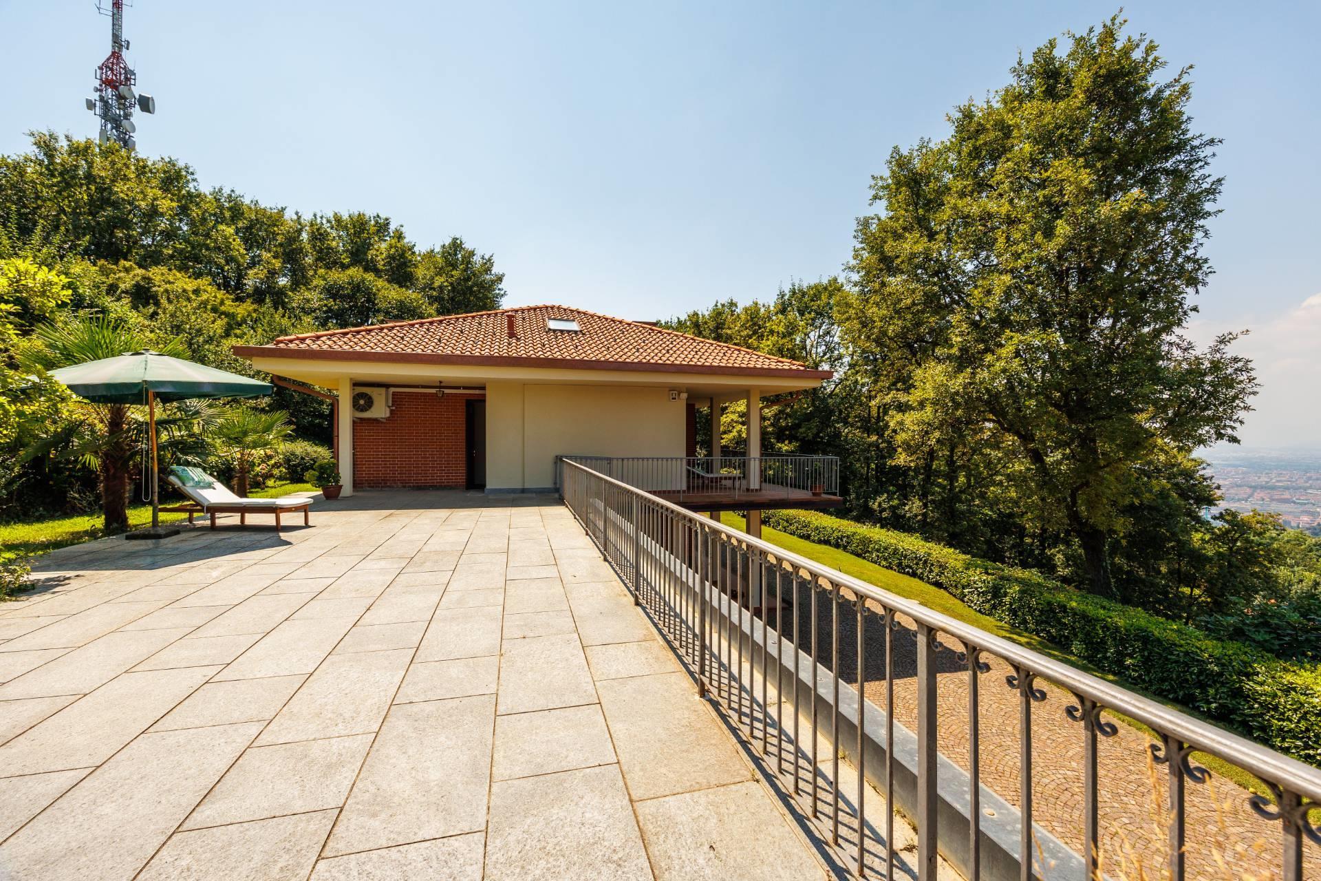 Villa singola di 690 m2 a Moncalieri