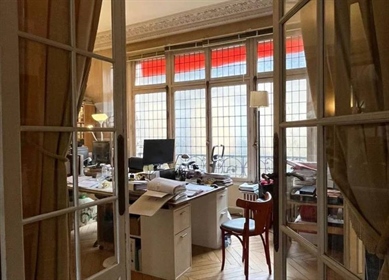 Appartamento di 233 m2 a Paris