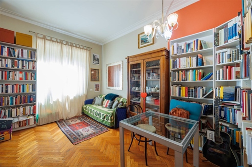 Appartamento di 105 m2 a Torino