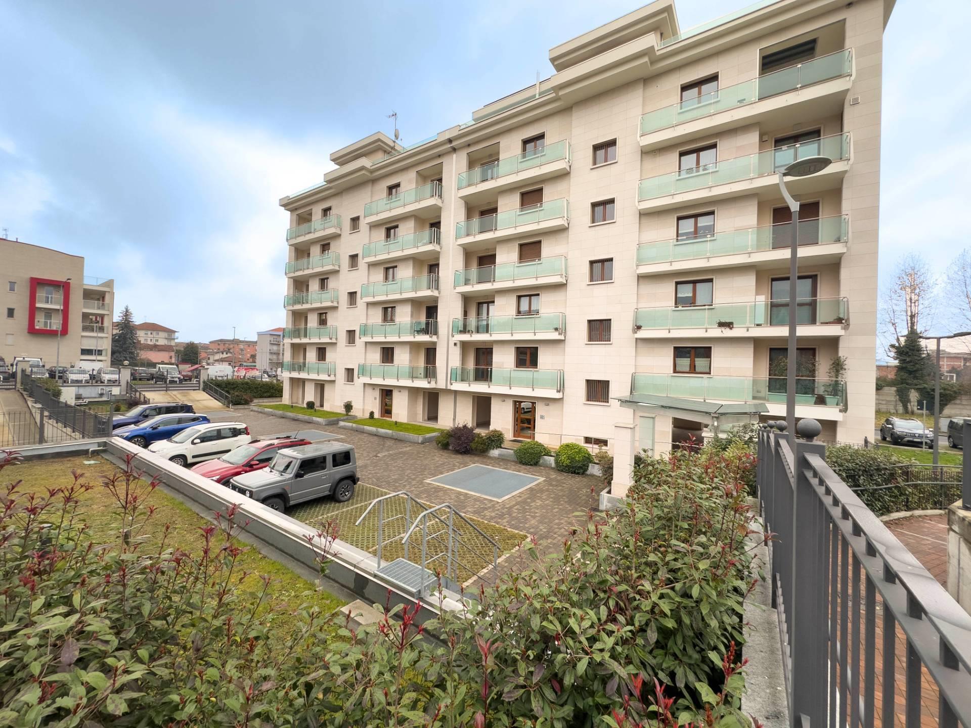 Purchase: Apartment (10064)
