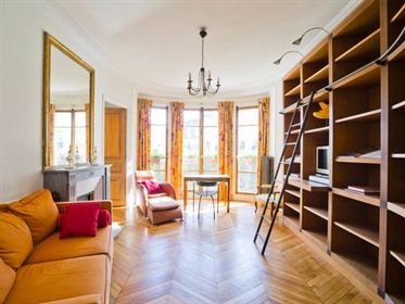 Apartment 184 m2 in Paris