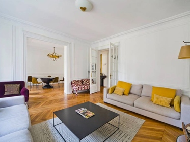 Appartement de 184 m2 à Paris