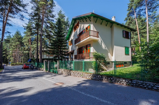 Villa singola di 256 m2 a Bardonecchia