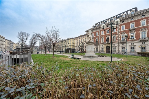 Apartment 196 m2 in Torino