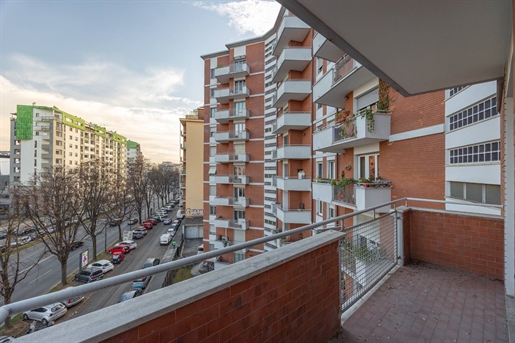 Appartamento di 133 m2 a Torino